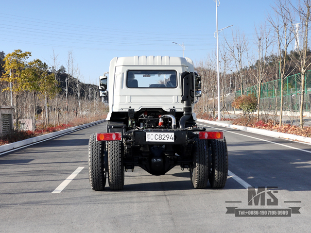 Dongfeng 4*2 แชสซี_190HP การแปลงแชสซีแบบแบนเฮดหนึ่งแถวครึ่งผู้ผลิต_ส่งออกแชสซีพิเศษ
