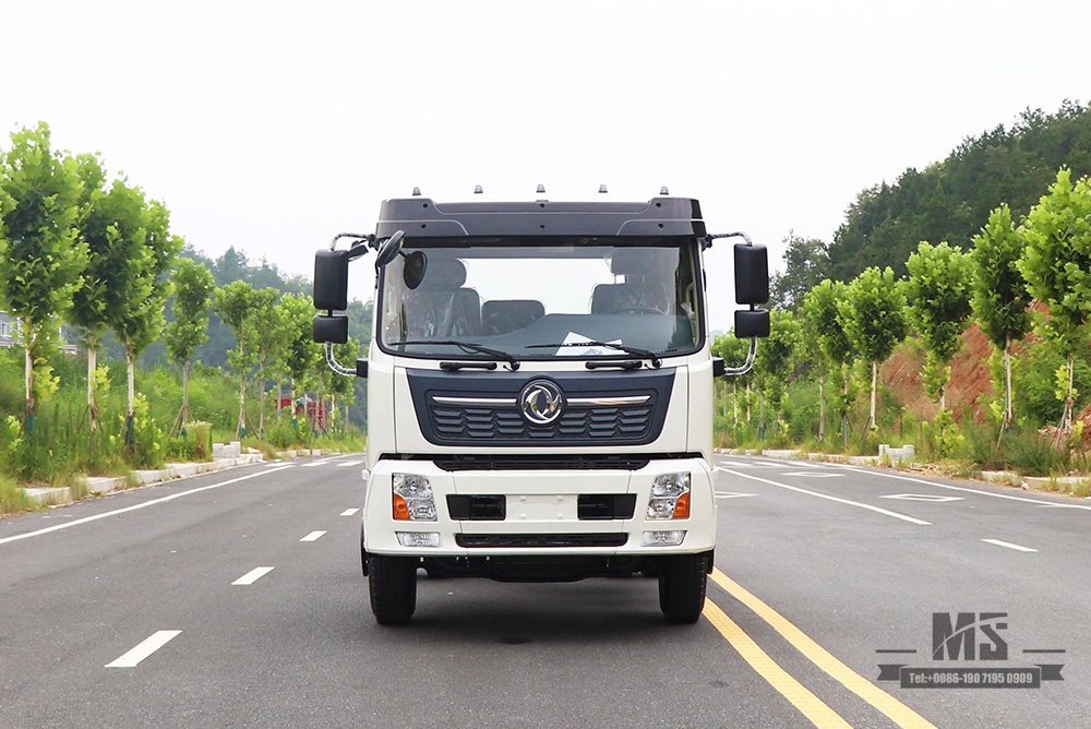 แชสซี 4*2 แชสซี Dongfeng 210 แรงม้า แชสซี 4x2 ออฟโรด แชสซี Dongfeng แถวครึ่ง Cab ส่งออกแชสซีพิเศษ 