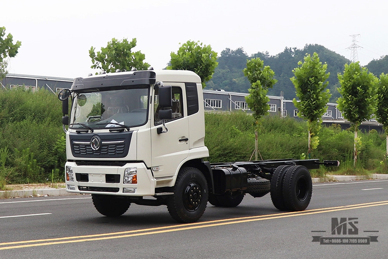 แชสซี 4*2 แชสซี Dongfeng 210 แรงม้า แชสซี 4x2 ออฟโรด แชสซี Dongfeng แถวครึ่ง Cab ส่งออกแชสซีพิเศษ 