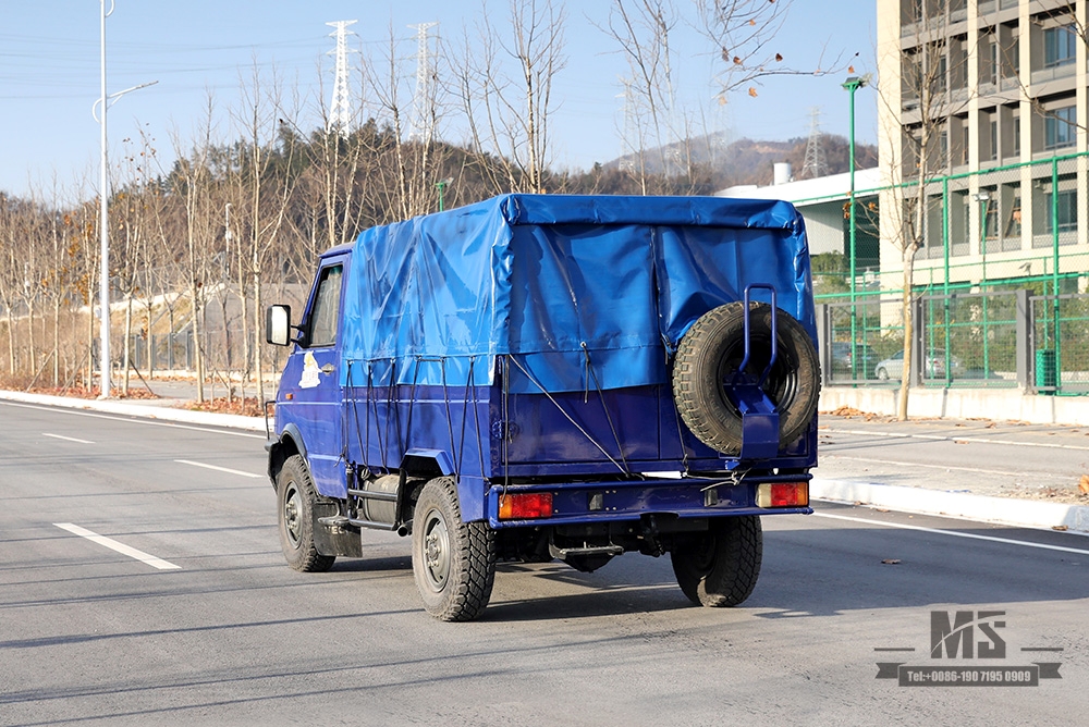 รถขับเคลื่อนสี่ล้อสีน้ำเงิน IVECO Off Road Truck_4 * 4 113hp รถบรรทุกขนาดเล็กแถวเดียวหัวสั้นพร้อมเสาผ้าใบกันน้ำ_ ส่งออกยานพาหนะพิเศษ