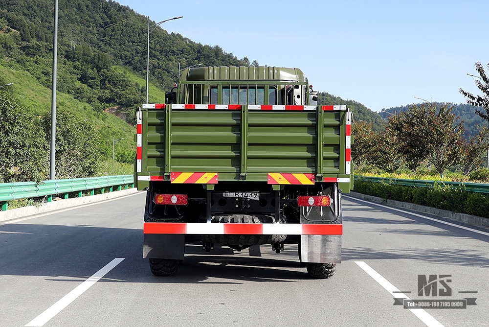 340hp Dongfeng รถขับเคลื่อนหกล้อ Off Road Truck 6 × 6 Dongfeng Flat Head หนึ่งและครึ่งแถวรถบรรทุกขนส่งสินค้า AWD 6 * 6 ส่งออกยานพาหนะพิเศษ