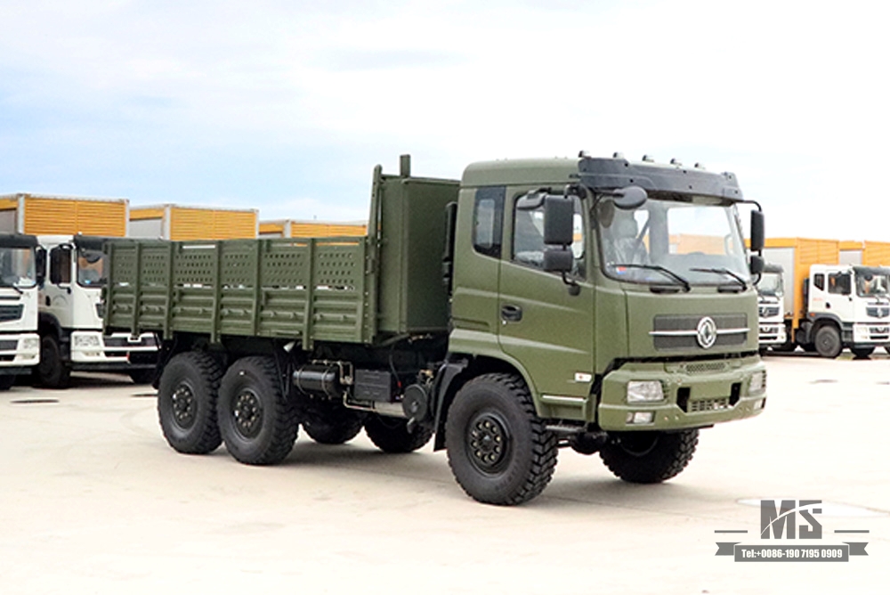 190hp รถขับเคลื่อนหกล้อ Dongfeng Off Road Truck _ 6 × 6 Dongfeng Flat Head รถบรรทุกขนส่งสินค้าหนึ่งแถวครึ่ง AWD 6 * 6 ยานพาหนะพิเศษส่งออก