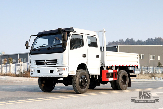 Dongfeng รถขับเคลื่อนสี่ล้อบรรทุกสินค้าเบา_4*4 รถบรรทุกขนส่งขนาดเล็กสองแถว_Dongfeng 4WD ส่งออกรถบรรทุกพิเศษ
