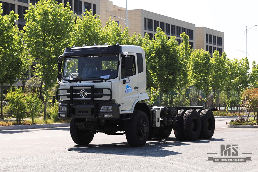 266 HP Dongfeng ขับเคลื่อนหกล้อแชสซีออฟโรด 6 × 6 แถวแบนครึ่งแชสซีพิเศษ _ ขับเคลื่อนทุกล้อสามเพลา 7T / 13T / 13T แชสซีรถบรรทุกขนส่ง_ ส่งออกยานพาหนะพิเศษ