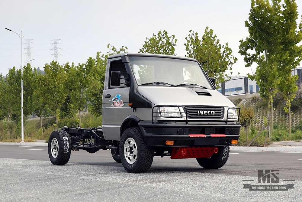 เงิน 113hp Iveco 4*4 แชสซี_ขับเคลื่อนสี่ล้อแชสซีขนาดเล็ก Iveco หัวสั้นแชสซี_4WD ส่งออกแชสซียานพาหนะพิเศษ 