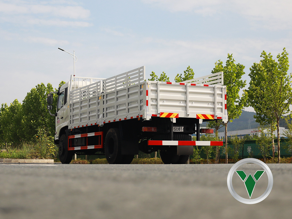 ขับรถสี่ล้อรถบรรทุกออฟโรด Dongfeng 4*4 รถคันพิเศษรถบรรทุกรถบรรทุกรถบรรทุกขายส่งป่าภูเขา Off-road โครงสร้างยานพาหนะทุกล้อยานพาหนะพิเศษขายส่ง 210 Str ใหญ่