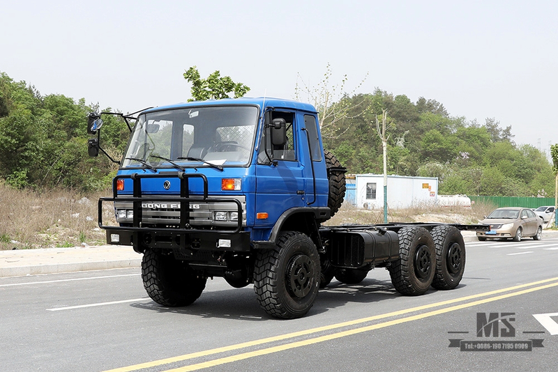 210hp Dongfeng EQ2102 แชสซีขับเคลื่อนหกล้อ _6 × 6 สีน้ำเงิน 153 หนึ่งและครึ่งแถว Cab Off Road Chassis_Dongfeng 6WD แชสซีรถบรรทุกส่งออกแชสซีรถบรรทุกพิเศษ