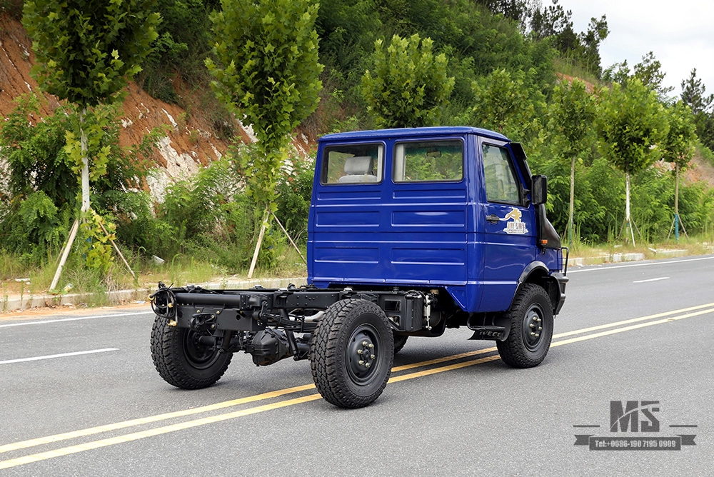 113hp Iveco แชสซีขับเคลื่อนสี่ล้อ _4 * 4 แชสซีขนาดเล็ก Iveco แชสซีหัวสั้น _4WD ส่งออกแชสซียานพาหนะพิเศษที่กำหนดเอง