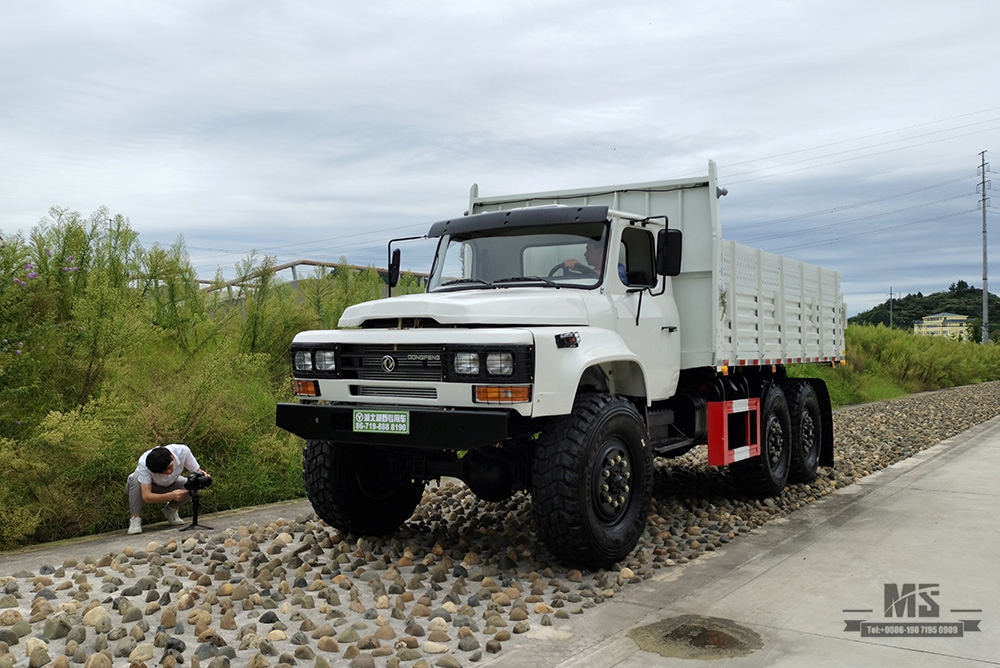 190hp Dongfeng รถขับเคลื่อนหกล้อ EQ2100 รถดัมพ์ _6 × 6 หัวแหลมไซต์ก่อสร้างแถวเดียวการขุด Tipper Truck_AWD รถบรรทุกพิเศษส่งออก