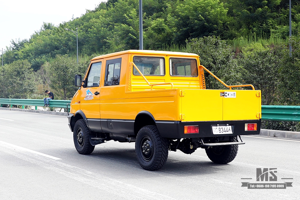 113 HP 4WD Iveco หัวสั้น Double Row Cab Pickup Truck _3T Small 6-seater Mini Off-road Truck_Classic Iveco 2045 Conversion ผู้ผลิตส่งออกยานพาหนะพิเศษ 