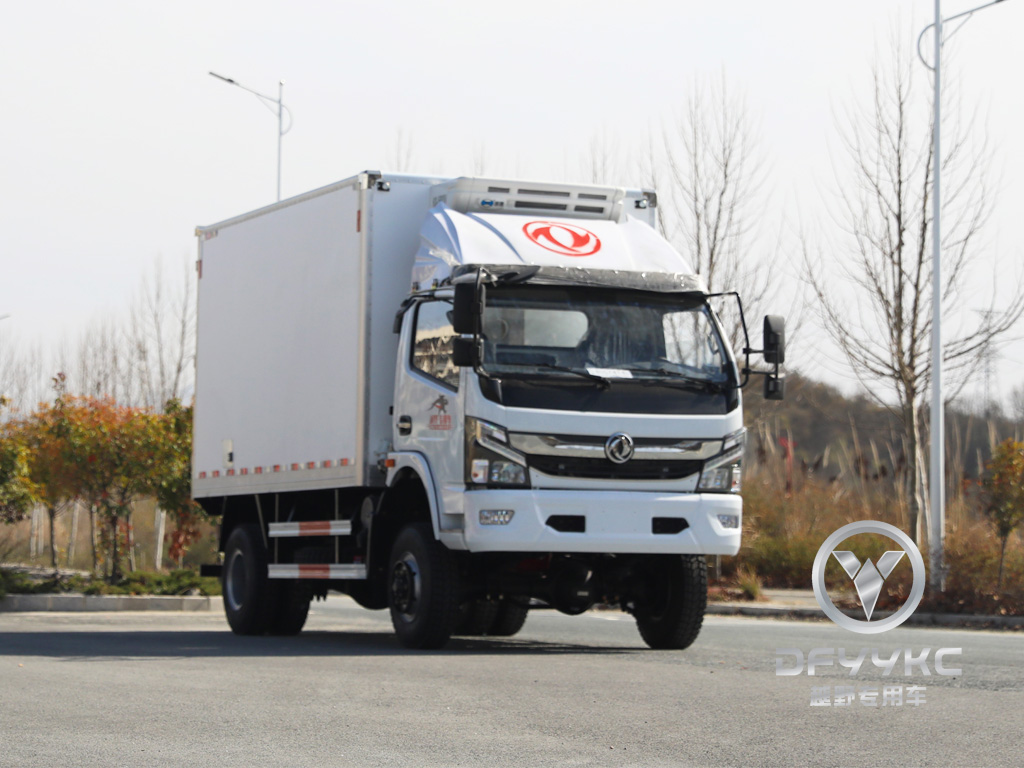 ขับรถสี่ล้อ 15 ลูกบาศก์เมตร รถบรรทุกขนส่งโซ่เย็น รถตู้เย็นเนื้อ รถบรรทุกสด