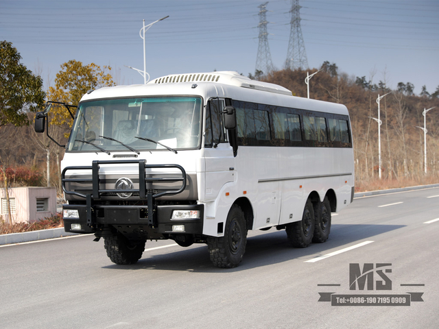 Dongfeng ขับเคลื่อนหกล้อรถบัสออฟโรด 190 HP 6 * 6 รถบัสหกสปีดแบบแมนนวลพร้อมกันชน Dongfeng Bus สำหรับการขาย ผู้ผลิตการแปลง ส่งออกยานพาหนะพิเศษ